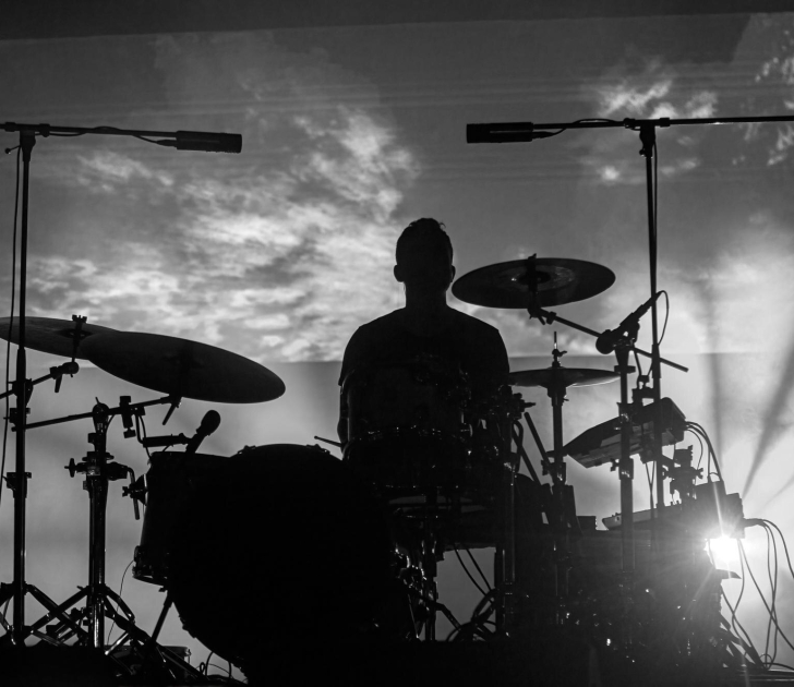 Da Melodia ao Ministério: Música ou Adoração? Uma Reflexão para Líderes de Igreja